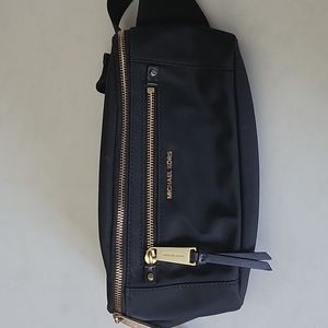 Michael kors nylon fanny pack
